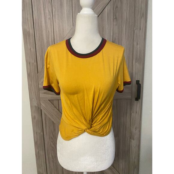 gaze Tops - NWT Gaze Small mustard crop top